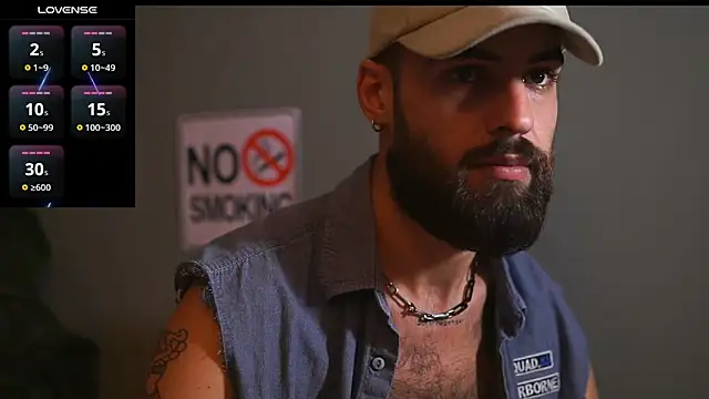 Snapshot of HairyRobxxx chatting on October 12, 9:20 pm HairyRobxxx online show from October 12, 9:20 pm