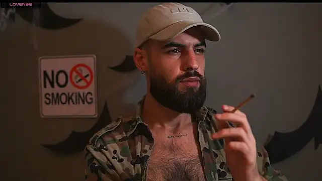 Snapshot of HairyRobxxx chatting on October 21, 3:15 pm HairyRobxxx online show from October 21, 3:15 pm