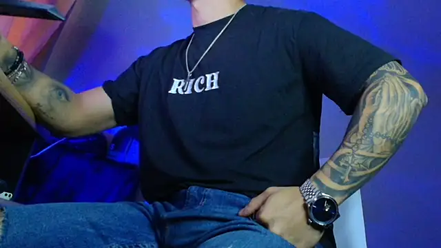 XanderCage99 online show from October 20, 6:39 am