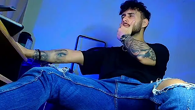 XanderCage99 online show from February 26, 12:12 am