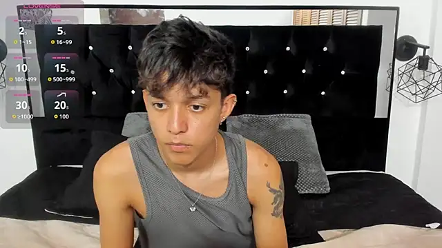 jisuscat online show from October 30, 8:43 pm