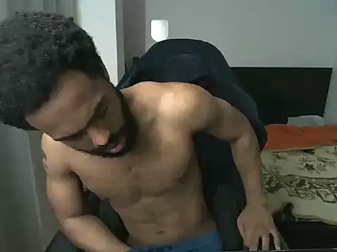 Snapshot of kevi_cocks chatting on March 1, 7:53 am kevi cocks online show from March 1, 7:53 am