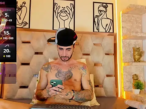 Snapshot of Lancelot_Benwick chatting on October 23, 10:46 pm Lancelot Benwick online show from October 23, 10:46 pm