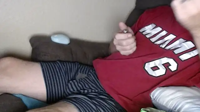 Dubesnackes online show from November 22, 11:48 pm