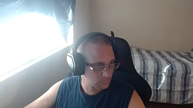 Dubesnackes online show from November 4, 8:54 pm