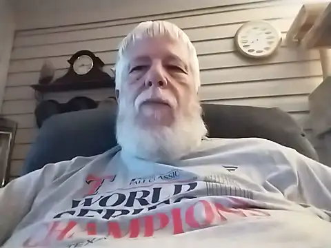Buzzintx online show from June 11, 1:16 am