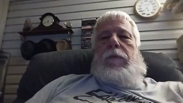 Buzzintx online show from June 16, 10:39 am