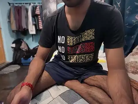 missshee567 online show from April 12, 7:15 pm