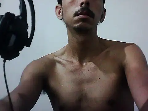 MagrinhoSaradoo online show from January 13, 1:21 am