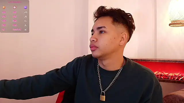 AlecLightwood  online show from December 23, 7:06 am