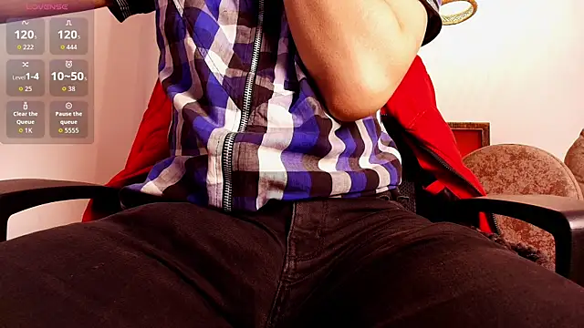 AlecLightwood  online show from December 20, 5:58 am