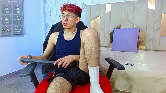 Snapshot of Axel_tay chatting on September 22, 4:01 am Axel tay online show from September 22, 4:01 am