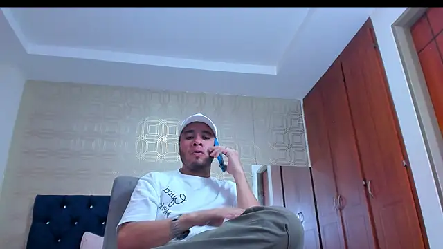 Snapshot of jacob_lewitt chatting on March 20, 5:25 pm jacob lewitt online show from March 20, 5:25 pm