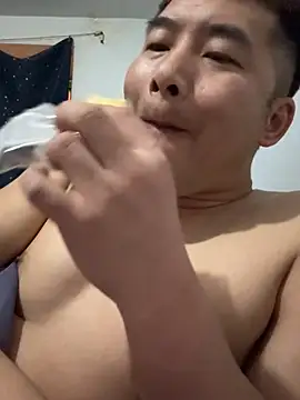 Snapshot of zxb757369 chatting on February 9, 12:52 pm zxb757369 online show from February 9, 12:52 pm