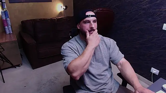 AdamJamesonn online show from June 16, 6:27 am