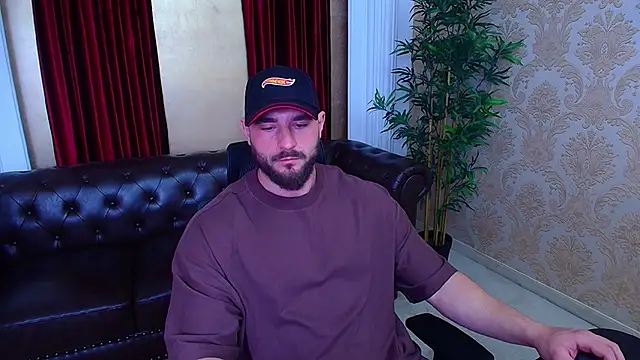 AdamJamesonn online show from November 5, 6:26 am