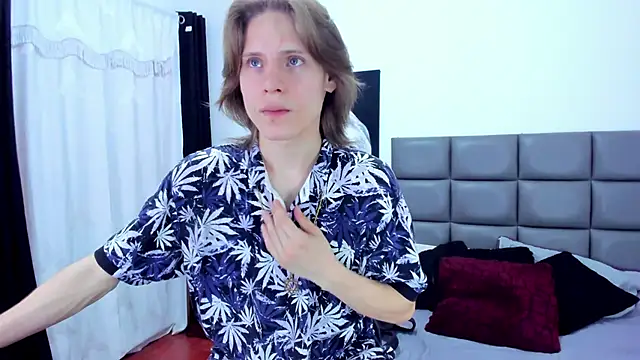Snapshot of blondie_lover69 chatting on January 17, 7:20 pm blondie lover69 online show from January 17, 7:20 pm
