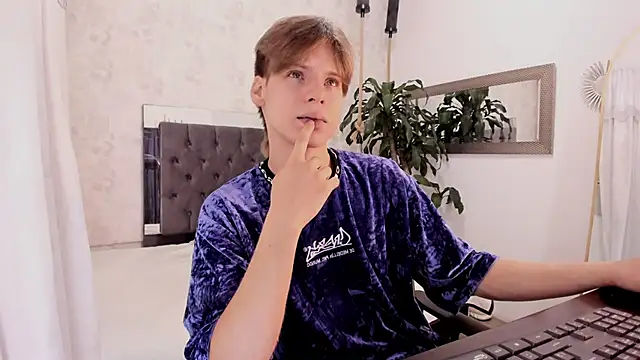 blondie lover69 online show from October 20, 9:51 pm