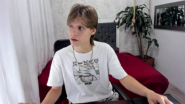 Snapshot of blondie_lover69 chatting on September 19, 7:57 pm blondie lover69 online show from September 19, 7:57 pm