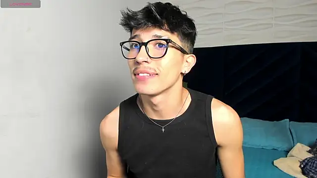 tim  fox online show from April 23, 11:48 am