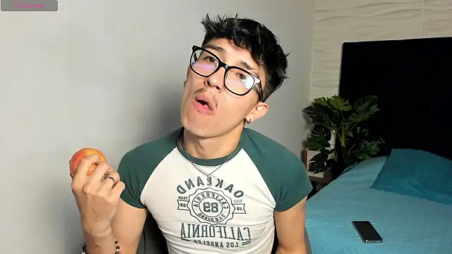 tim  fox online show from April 27, 7:41 pm