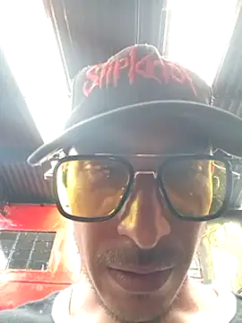 Snapshot of tony-camargo chatting on January 20, 5:16 pm tony-camargo online show from January 20, 5:16 pm