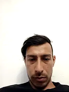 Snapshot of tony-camargo chatting on February 19, 12:03 am tony-camargo online show from February 19, 12:03 am