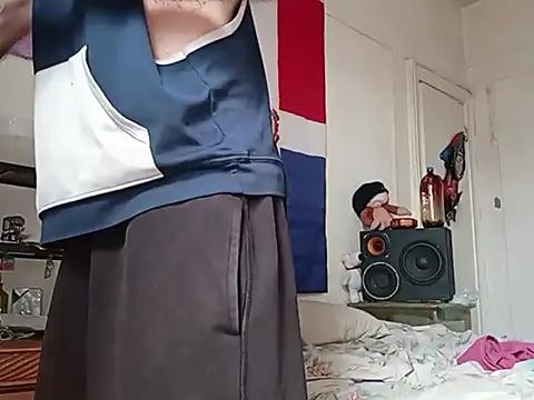 Snapshot of BaByArM81 chatting on October 15, 4:03 pm BaByArM81 online show from October 15, 4:03 pm