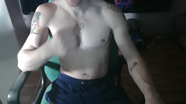 Snapshot of johnny_positive chatting on September 27, 5:55 pm johnny positive online show from September 27, 5:55 pm