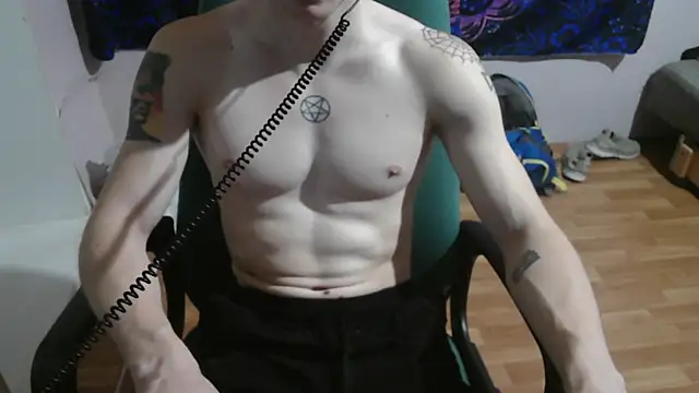 Snapshot of johnny_positive chatting on September 25, 4:06 pm johnny positive online show from September 25, 4:06 pm