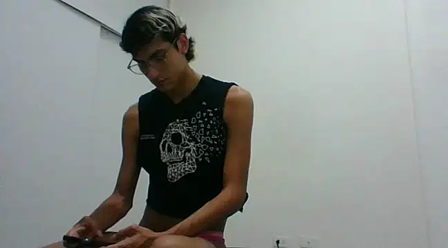 Axel Twink1 online show from February 13, 1:50 am