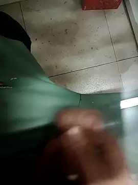 noitesquestes online show from February 26, 12:58 pm