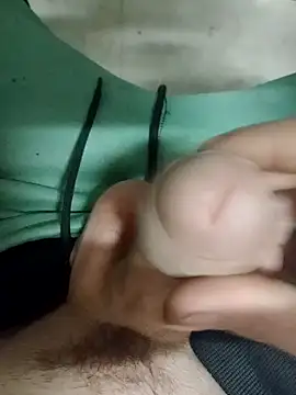 noitesquestes online show from February 25, 3:05 pm