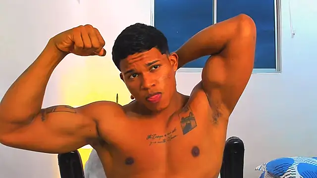 maxsteel177 online show from March 18, 11:31 pm