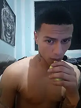 dany hardy online show from October 21, 7:55 am