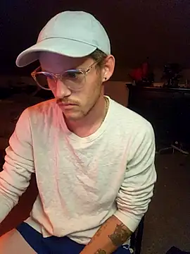 Snapshot of SoxxyNsh chatting on October 17, 3:10 am SoxxyNsh online show from October 17, 3:10 am