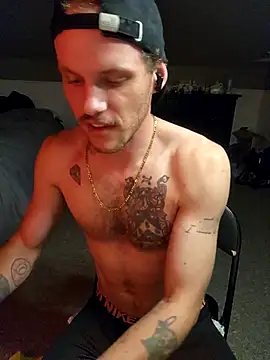 Snapshot of SoxxyNsh chatting on October 21, 12:36 am SoxxyNsh online show from October 21, 12:36 am