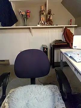 SoxxyNsh online show from December 4, 3:46 am