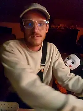 Snapshot of SoxxyNsh chatting on October 30, 6:48 am SoxxyNsh online show from October 30, 6:48 am