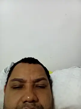 Snapshot of Marcio2235 chatting on October 15, 4:53 am Marcio2235 online show from October 15, 4:53 am