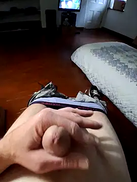 Snapshot of William1941 chatting on October 21, 4:21 pm William1941 online show from October 21, 4:21 pm