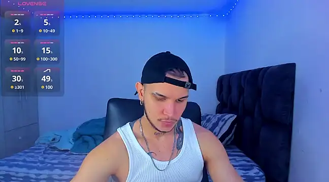 Snapshot of austinoficial chatting on February 18, 9:42 pm austinoficial online show from February 18, 9:42 pm