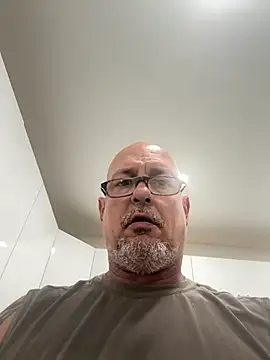 Snapshot of carlospingalinda chatting on January 19, 2:59 pm carlospingalinda online show from January 19, 2:59 pm