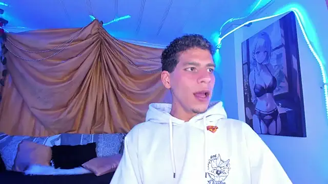 Snapshot of Ethan_Boyy chatting on October 8, 10:36 pm Ethan Boyy online show from October 8, 10:36 pm