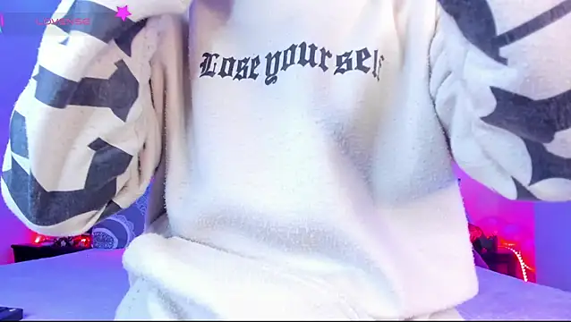 Ethan Boyy online show from April 28, 6:01 pm