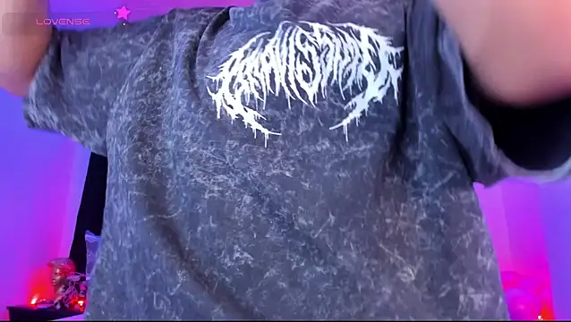 Ethan Boyy online show from April 25, 6:49 pm