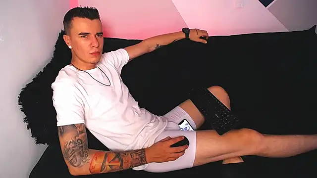 Baan10 online show from February 4, 1:16 pm