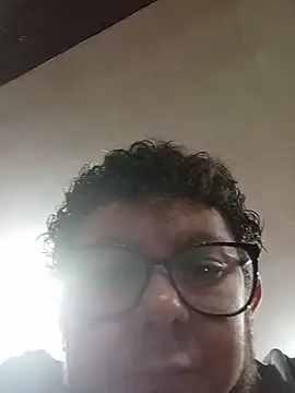 edivalll32 online show from May 27, 4:59 pm