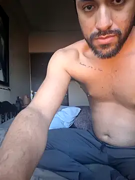 ABRAHAMBOLENA online show from January 31, 9:02 pm