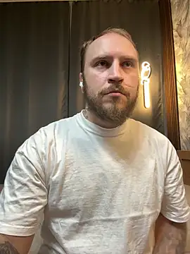 Snapshot of _XxX-XxX_ chatting on September 24, 6:06 pm XxX-XxX online show from September 24, 6:06 pm